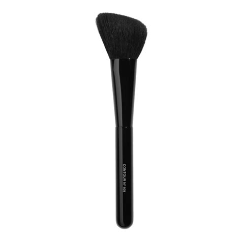 chanel 109 brush|PINCEAU CONTOUR N°109 Contouring brush .